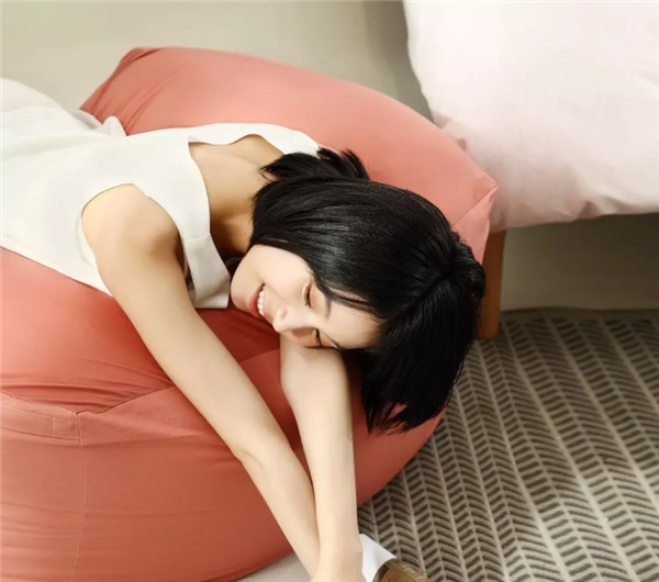 小米系发布8H除甲醛懒人沙发：自由变形 6种用法